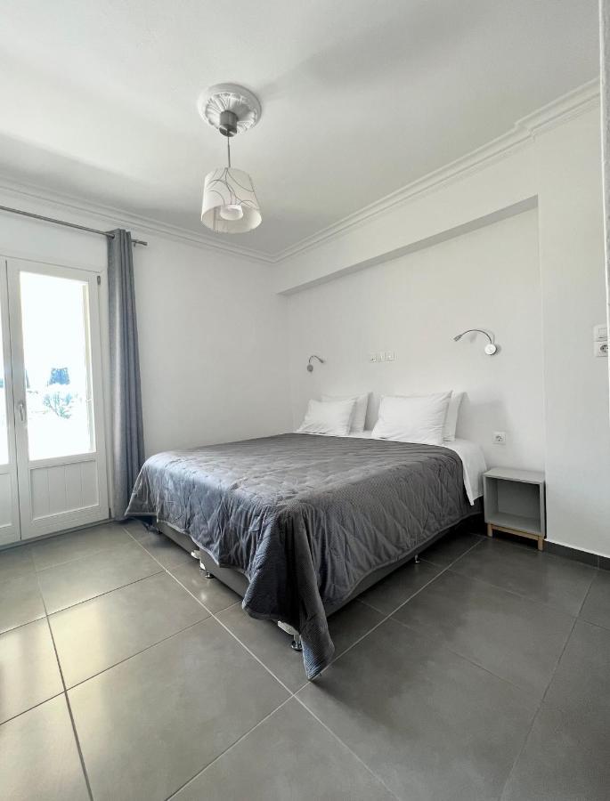 Kamelia Hotel Spétses Habitación foto